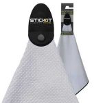 Magnetic golf towel